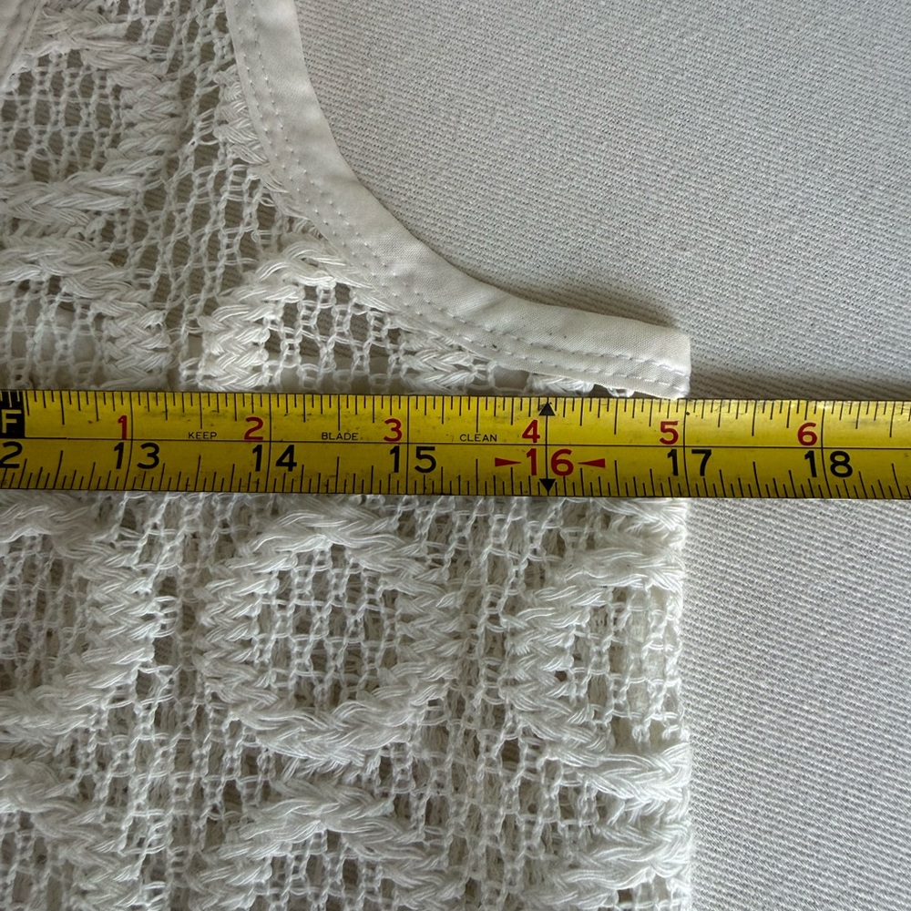 Banana Republic Off White Crochet Tank Top❗️ - Picture 3 of 6